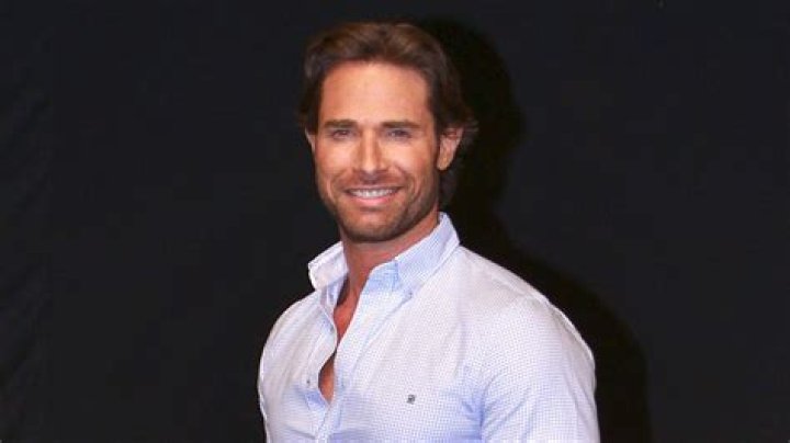 Discovering The True Height Of Sebastián Rulli