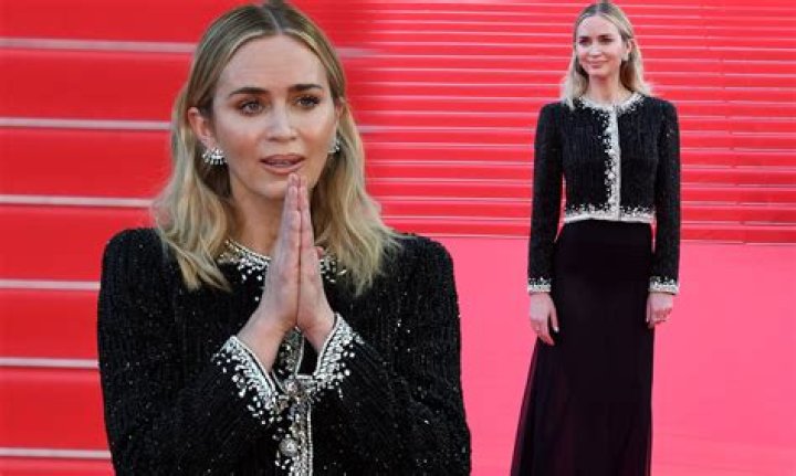 Emily Blunt Weight