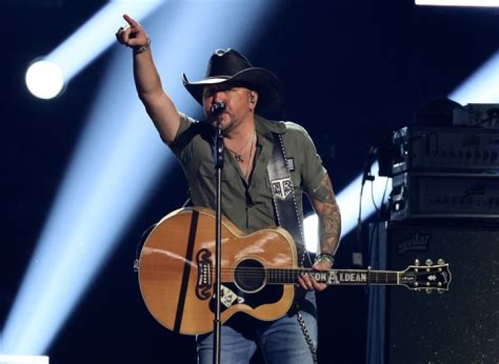 Exploring The Height Of Jason Aldean