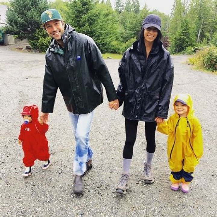 Is Carlo Marks Married?
