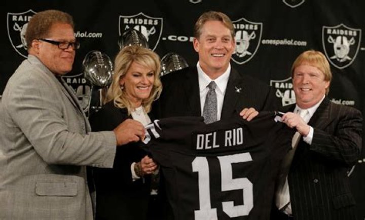 Is Mark Davis Married?
