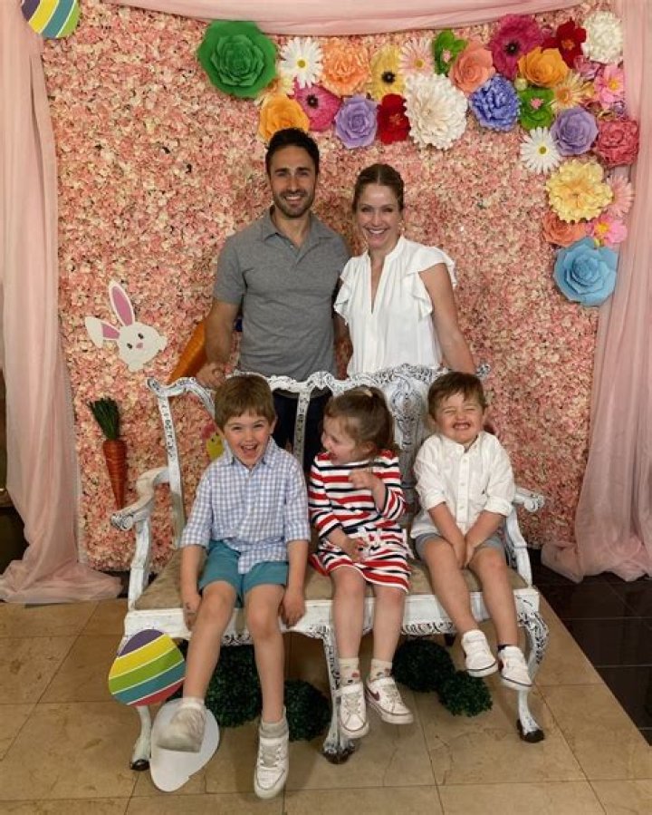 Is Sara Haines Pregnant?
