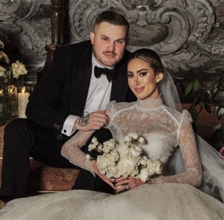 Is Zach Bryan Married?